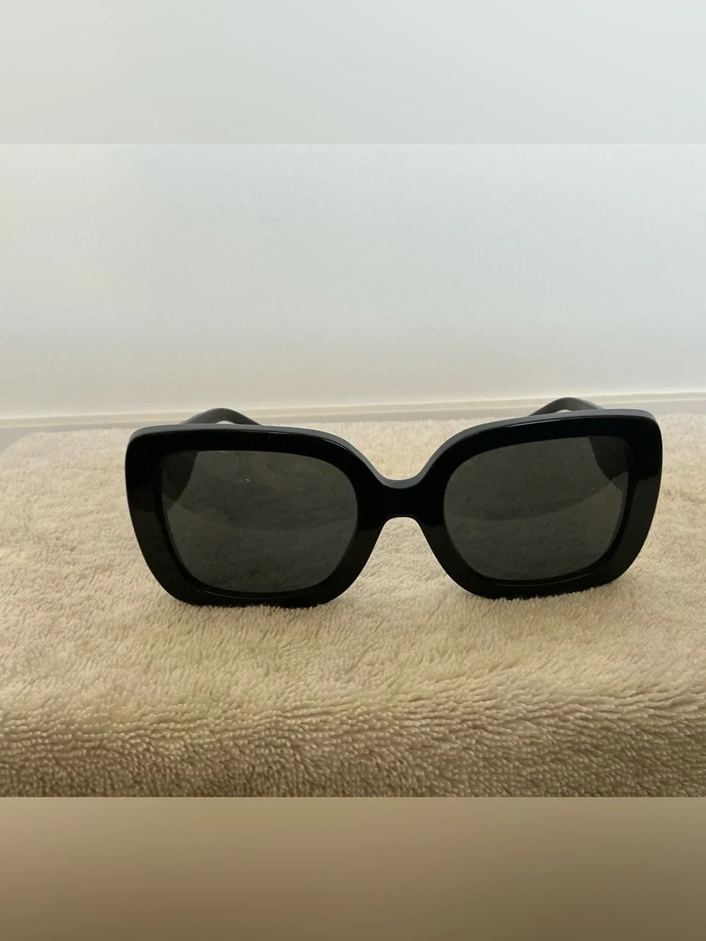 Tory Burch bold black